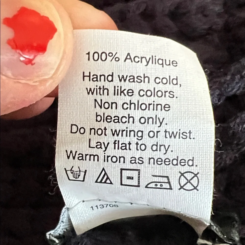 J. Crew Acrylic Navy Knit Enlarged Infinity Scarf 🧣 ❄️ - Picture 3 of 5